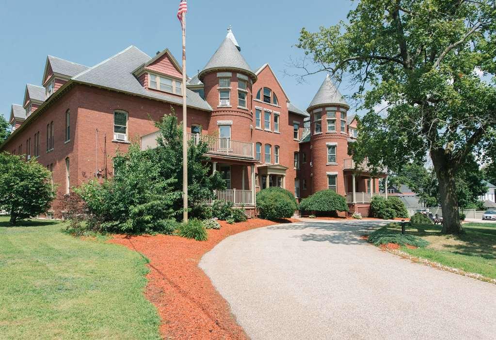 The Centennial Hotel Concord Extérieur photo