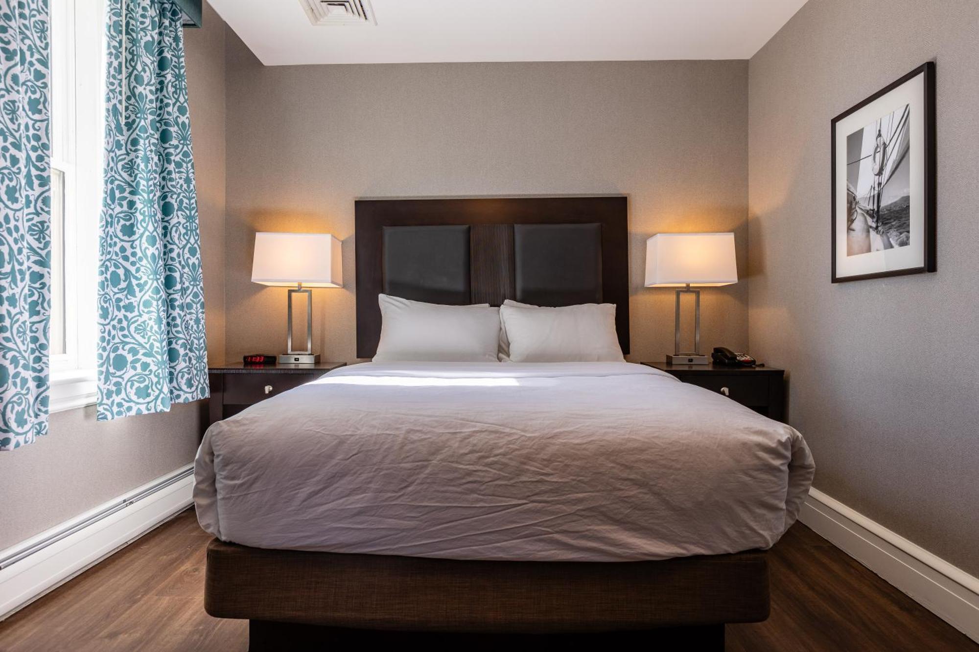 The Centennial Hotel Concord Extérieur photo