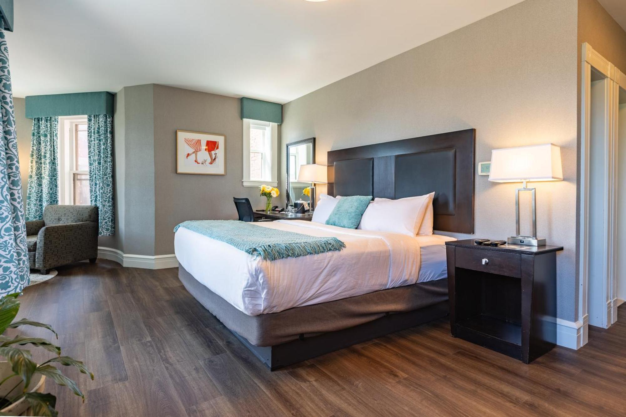 The Centennial Hotel Concord Extérieur photo