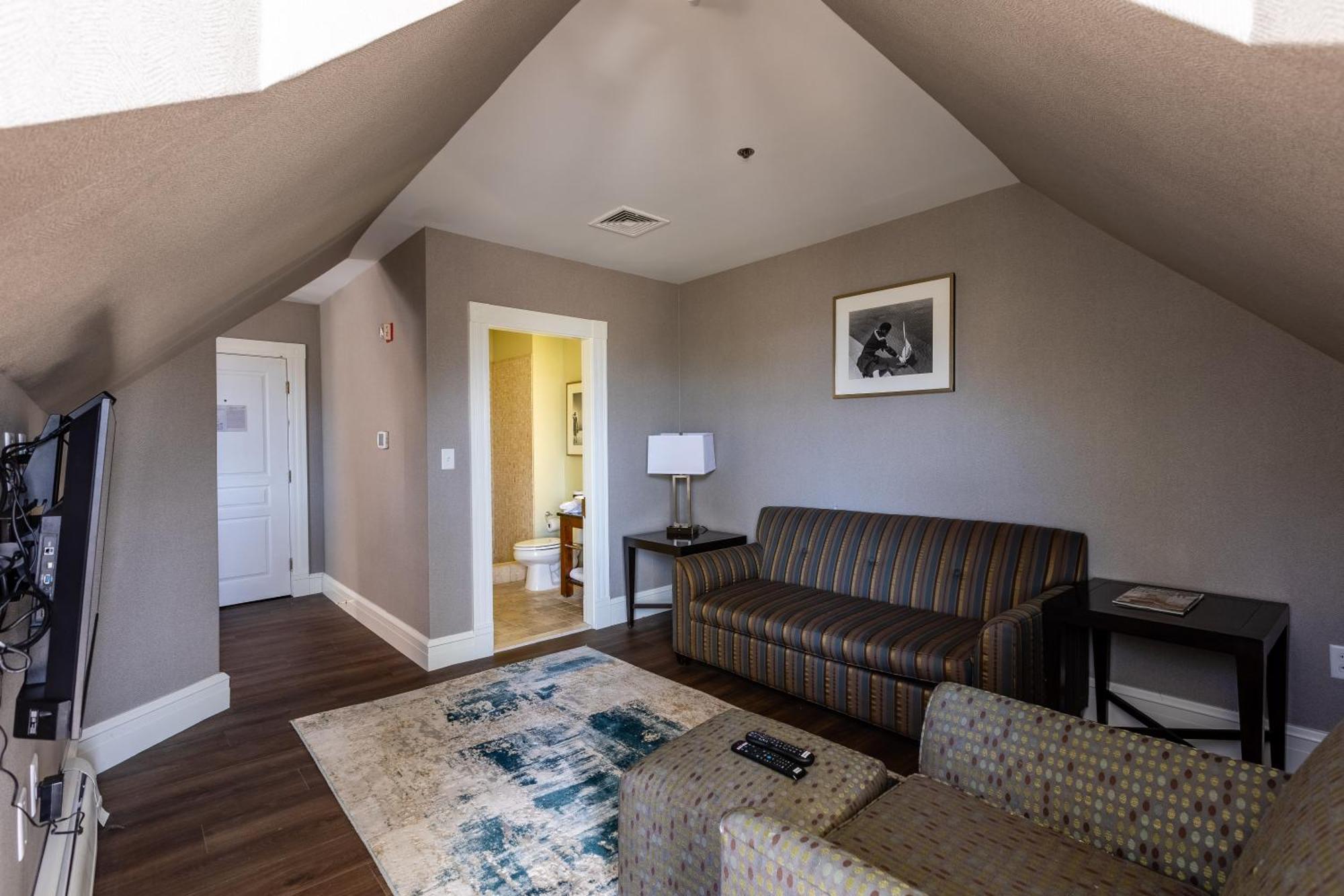 The Centennial Hotel Concord Extérieur photo