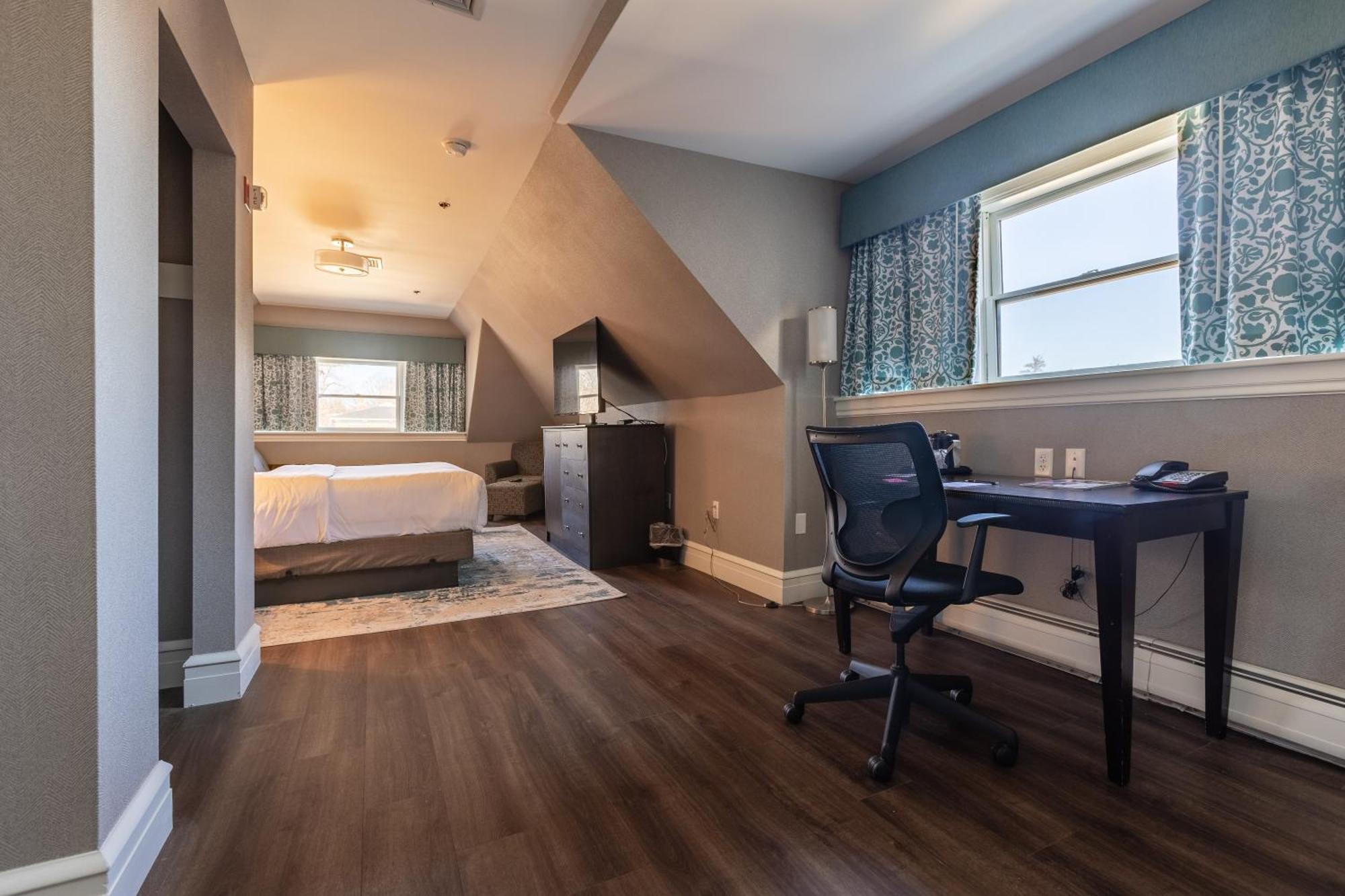 The Centennial Hotel Concord Extérieur photo
